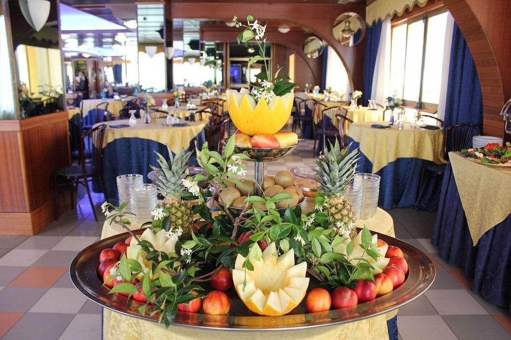 Grand Hotel Dei Cesari Dependance آنسيو المظهر الخارجي الصورة